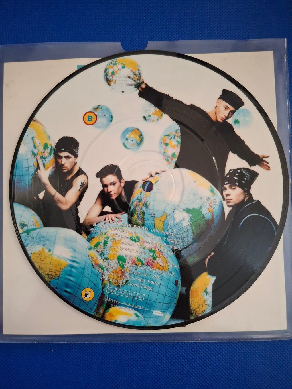 East 17 – Around The World (1994) | Original UK Special Edition 7" Vinyl Picture Disc Single (London Records, LONPD 349)