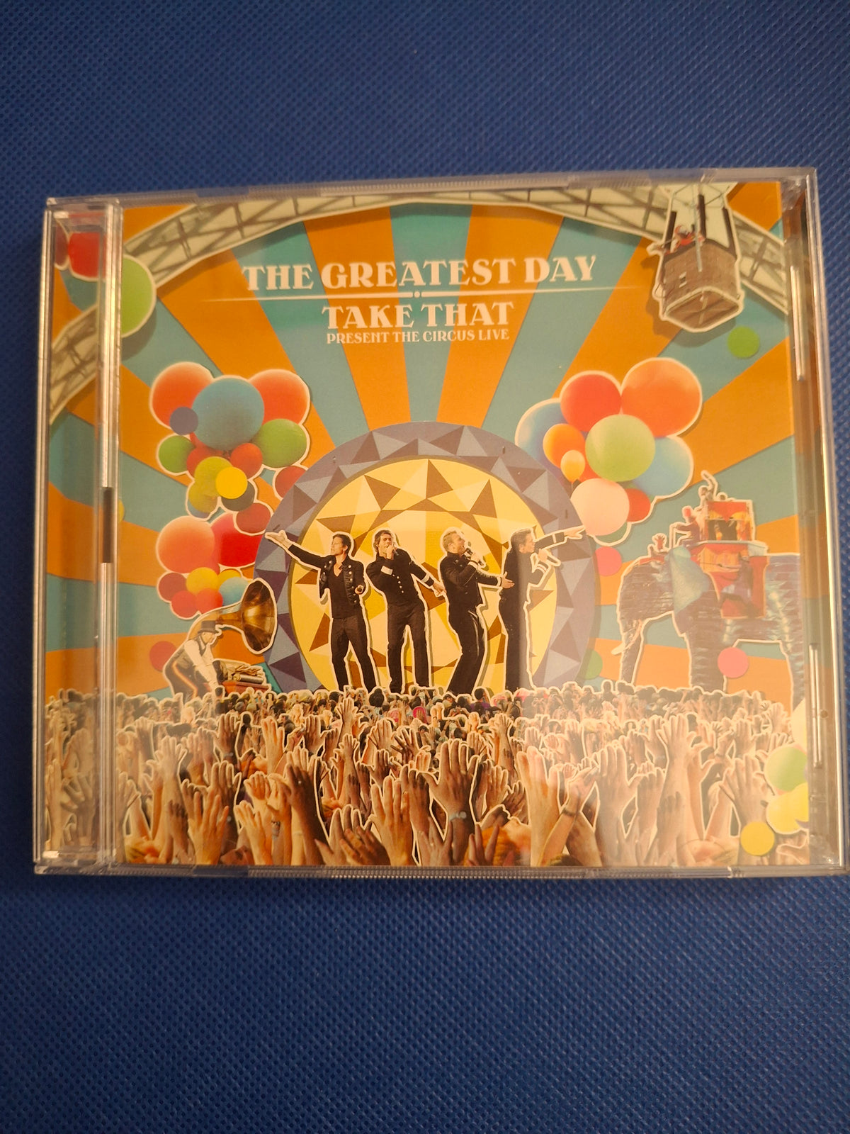 Take That - The Greatest Day: Take That Present The Circus Live 2CD Album Set (Pre-Owned, Very Good)