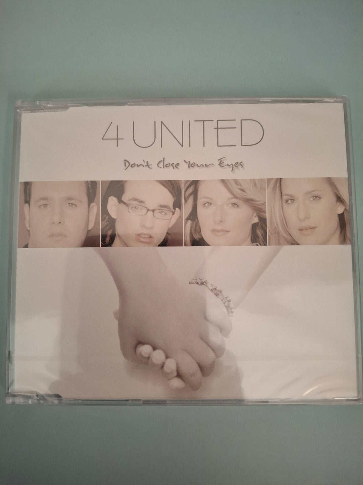 4 United - Don't Close Your Eyes (Rare 2004 Enhanced Maxi-CD Single) - Brand New & Sealed