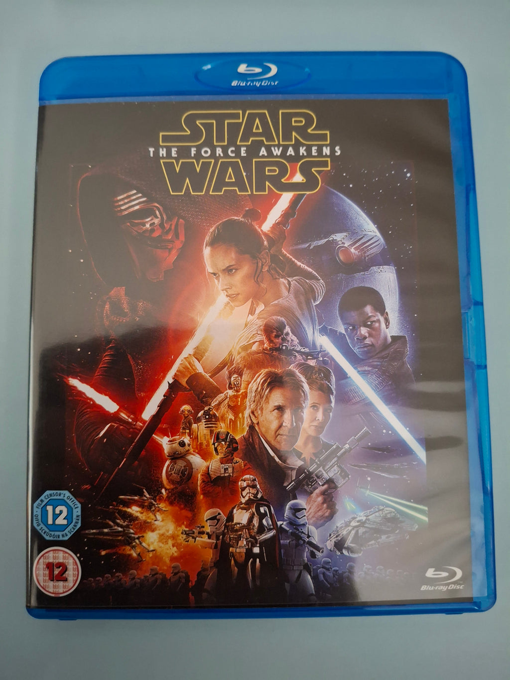 Star Wars: The Force Awakens 2-Disc Blu-ray with Limited Edition Light Side Slipcover (UK Release)