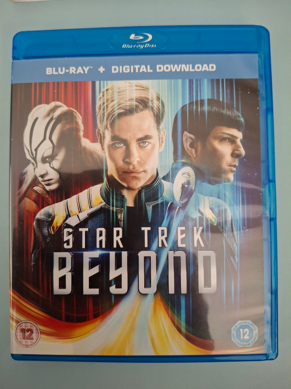 Star Trek Beyond Blu-ray with Slipcover & Over 1 Hour of Special Features (2016 UK Release)