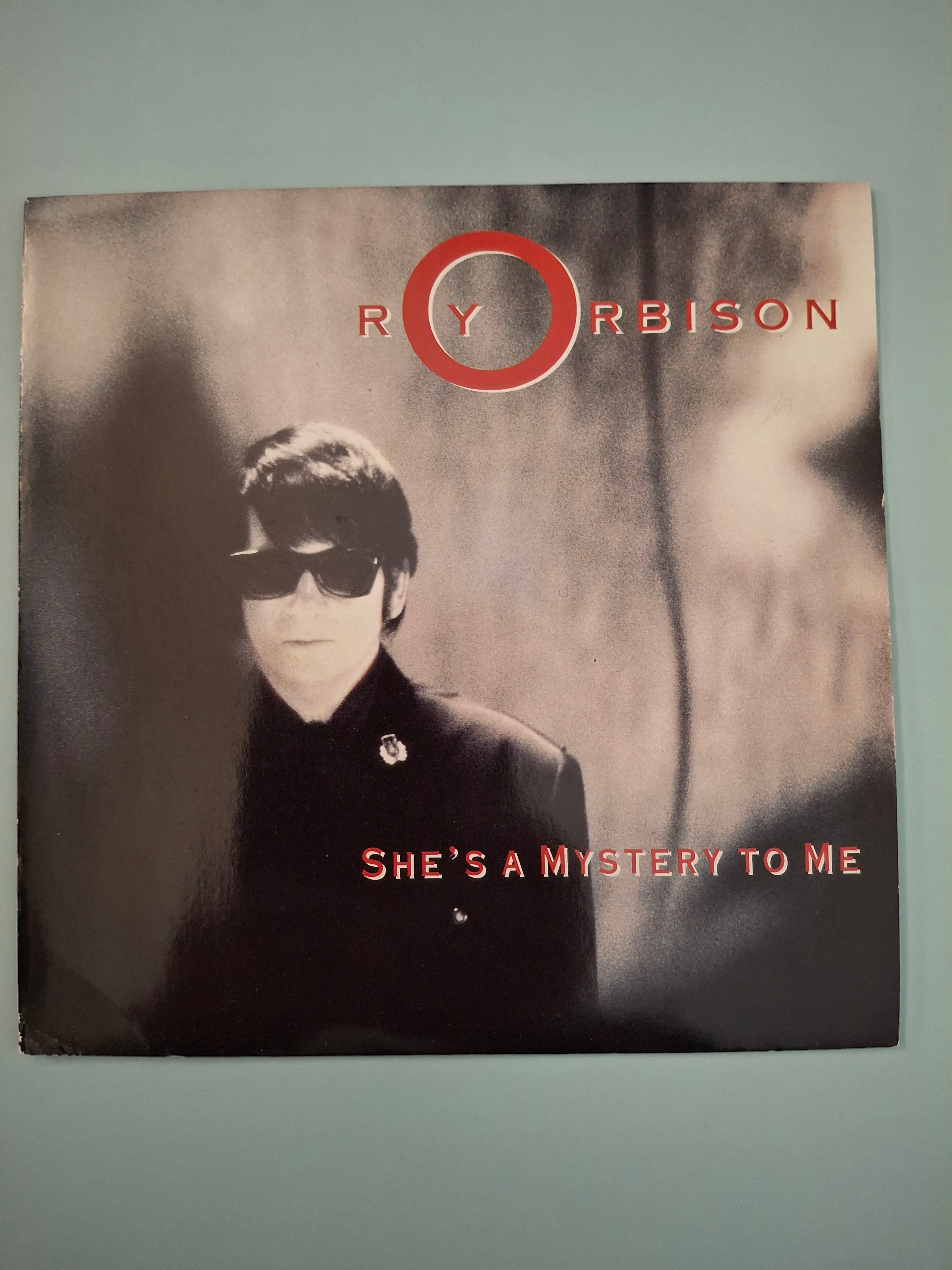 Roy Orbison – She's A Mystery To Me (Original 1989 UK 7" Vinyl Single) | Virgin VS 1173