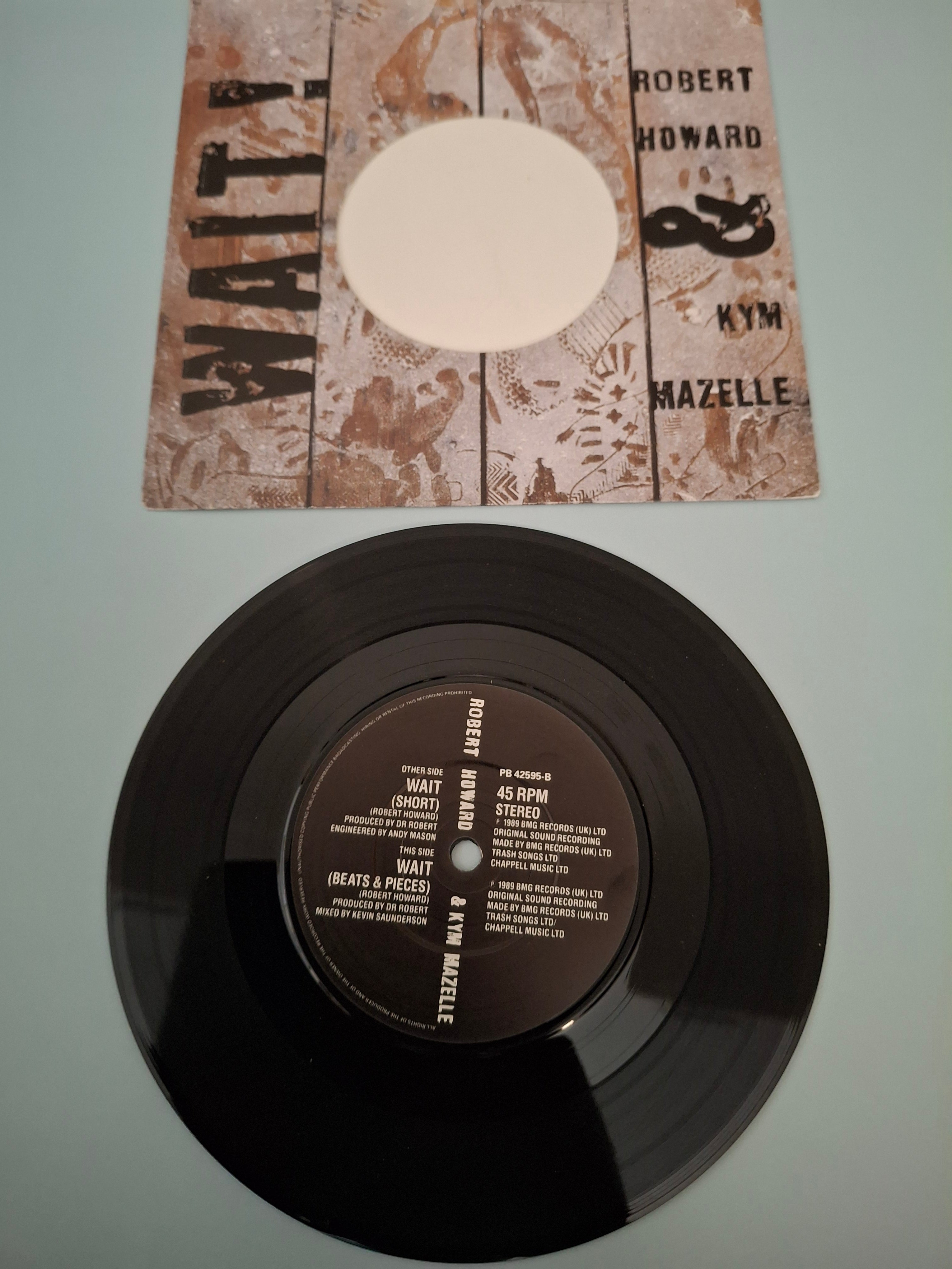 Robert Howard & Kym Mazelle - Wait! Original 1989 UK 7" Vinyl Picture Sleeve Single (RCA PB 42595)