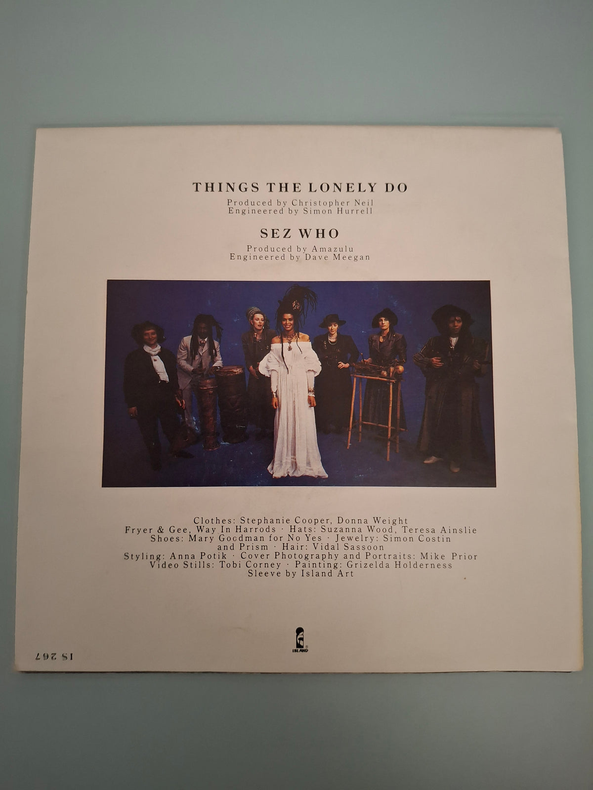 Amazulu - Things The Lonely Do Rare 7" Vinyl Single Poster Sleeve Edition (UK Pressing, 1986, Island Records IS 267)