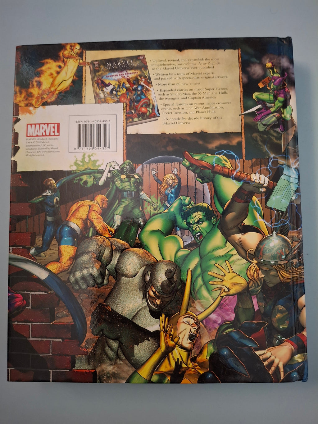 The Marvel Comics Encyclopedia Updated And Expanded Hardback Book 2009 DK (ISBN 9781405344157)