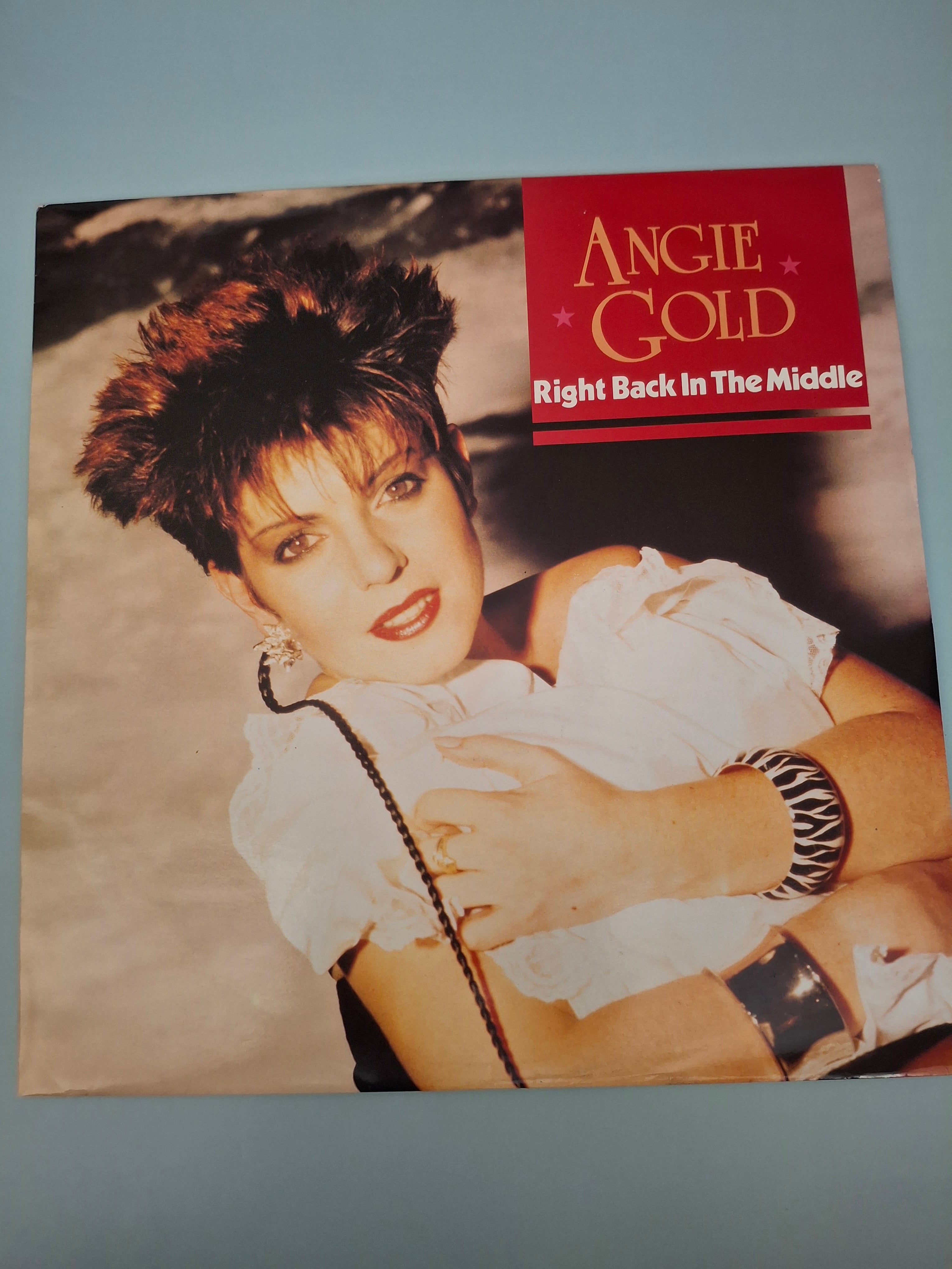 Angie Gold: Right Back In The Middle 12" Vinyl Maxi Single (1989, MARE 98)