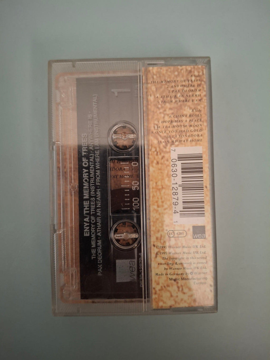 Enya - The Memory Of Trees (Europe 1995 Original Cassette Album, WEA, Cat No. 0630-12879-4)