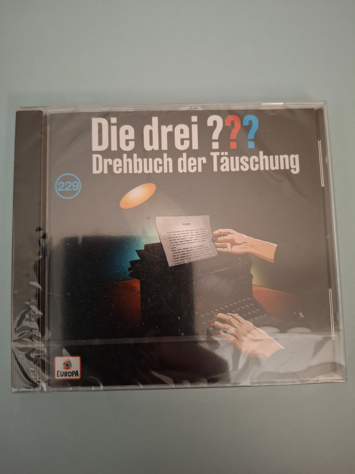 Die drei ??? - Folge 229: Drehbuch der Täuschung Original 2024 German Audio Drama CD - Brand New & Factory Sealed (EUROPA / Sony Music)