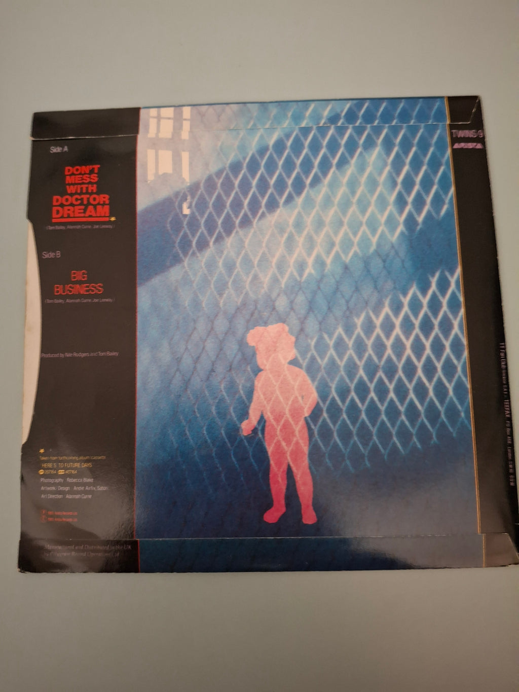 Thompson Twins Don't Mess With Doctor Dream Original UK Picture Sleeve 7" Vinyl Single 1985 Arista Pressing