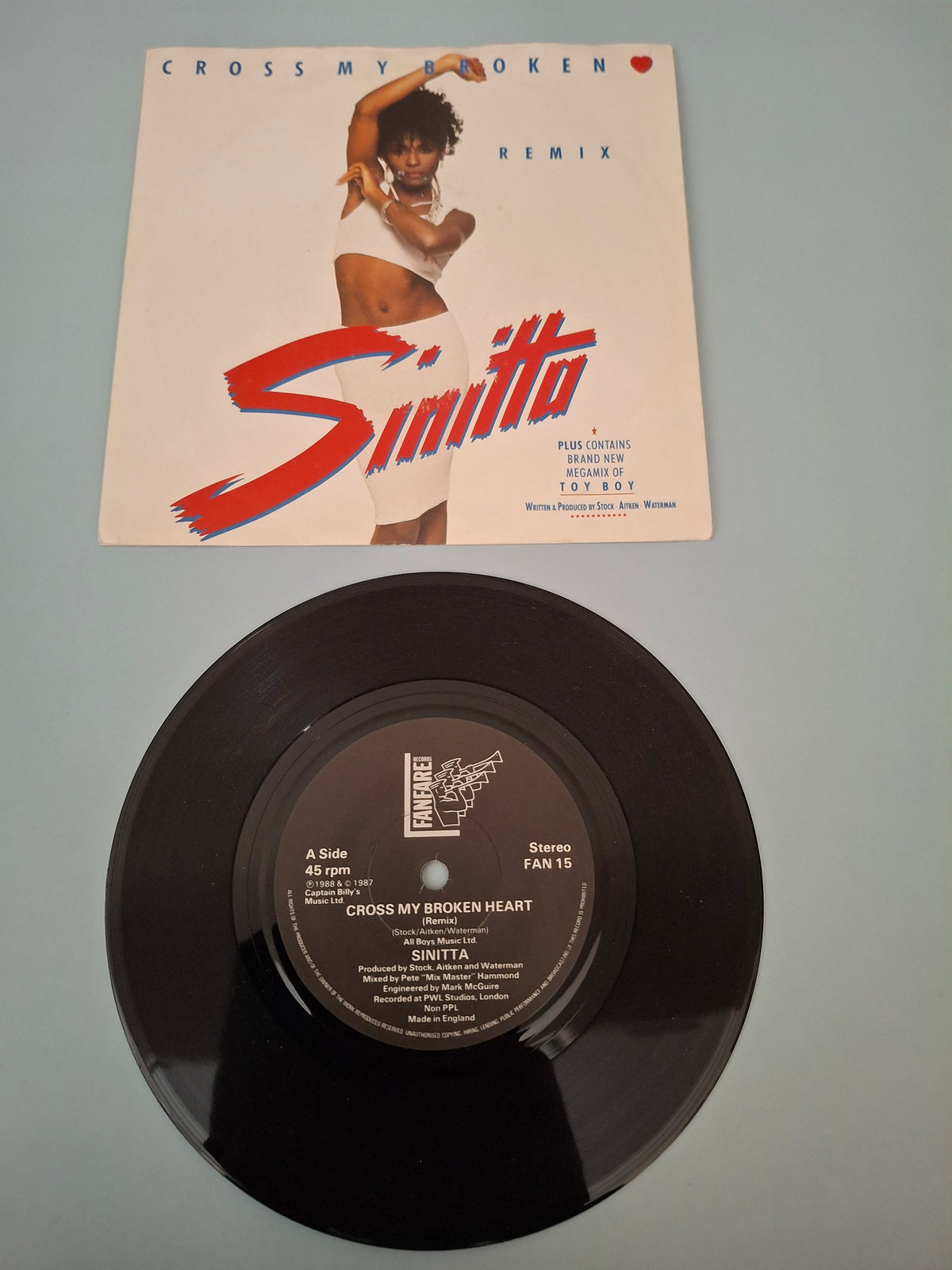 Sinitta Cross My Broken Heart (Remix) Original UK Picture Sleeve 7" Vinyl Single 1988 Fanfare Pressing Stock Aitken Waterman Hi-NRG Pop