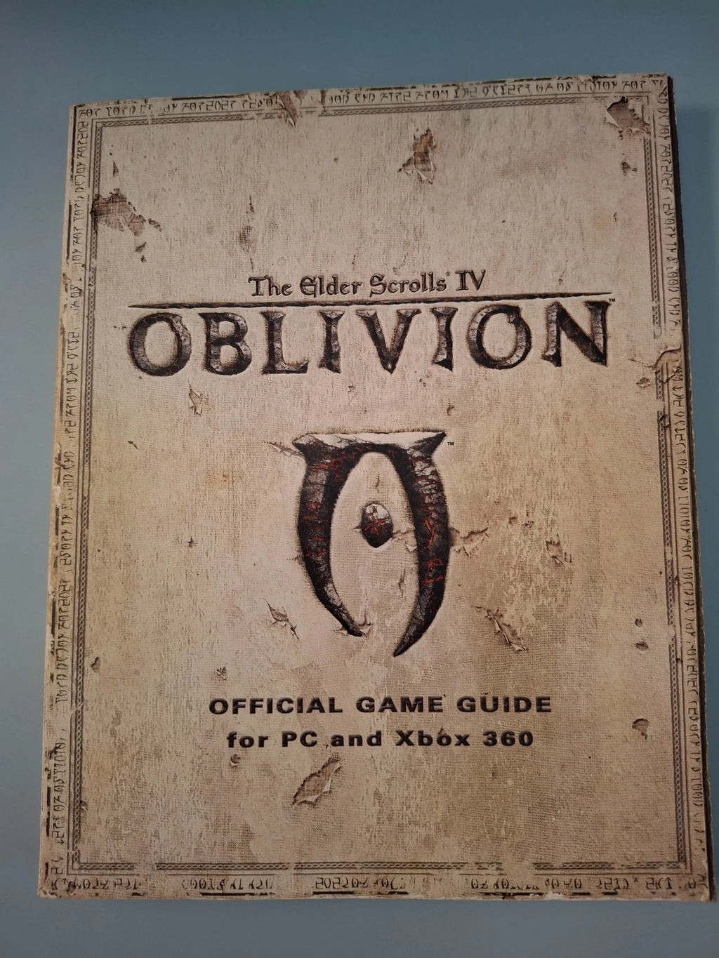 The Elder Scrolls IV: Oblivion Official Game Guide (Prima 2006 First Edition) – Very Good Condition