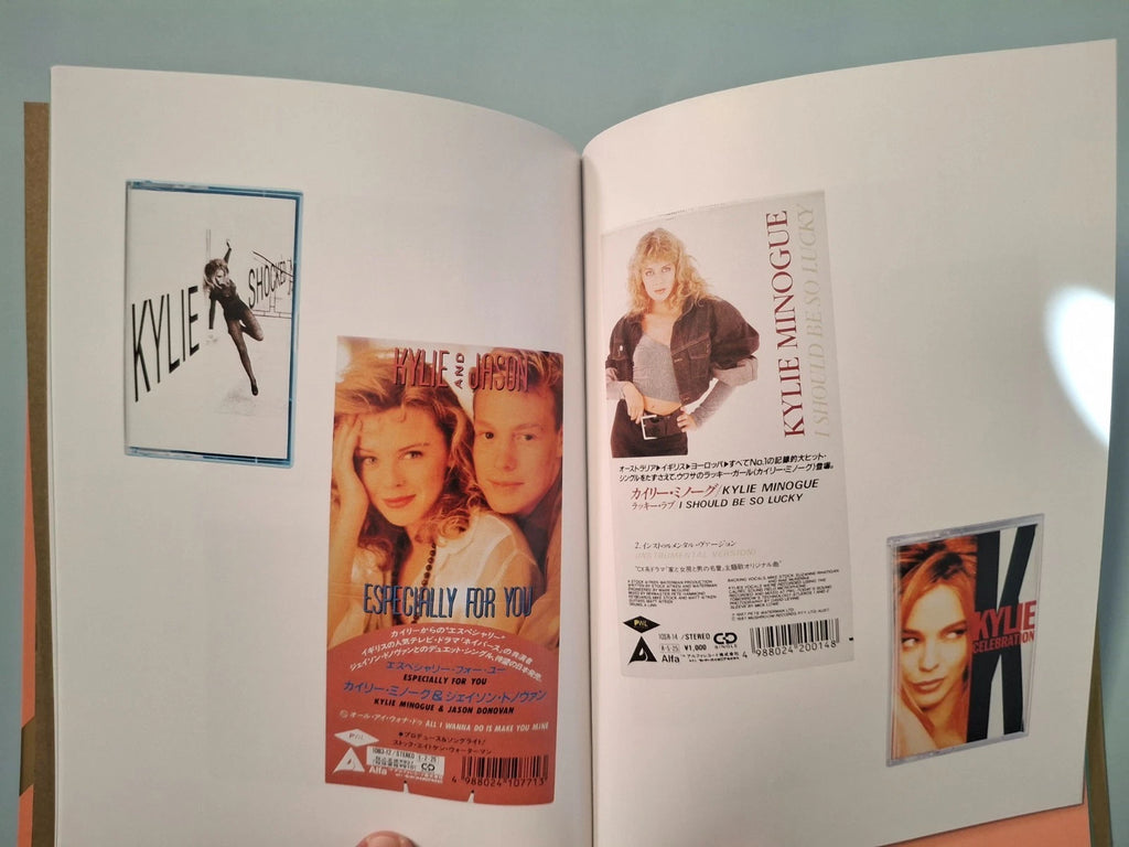 Kylie Minogue - Step Back in Time: The Definitive Collection (Deluxe Hardback Book 2CD Edition)